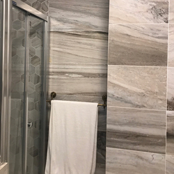 Мрамор за баня - Палисандро и Хексагон 1