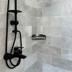 Мрамор Айсберг 15х30,5 cм полиран 1